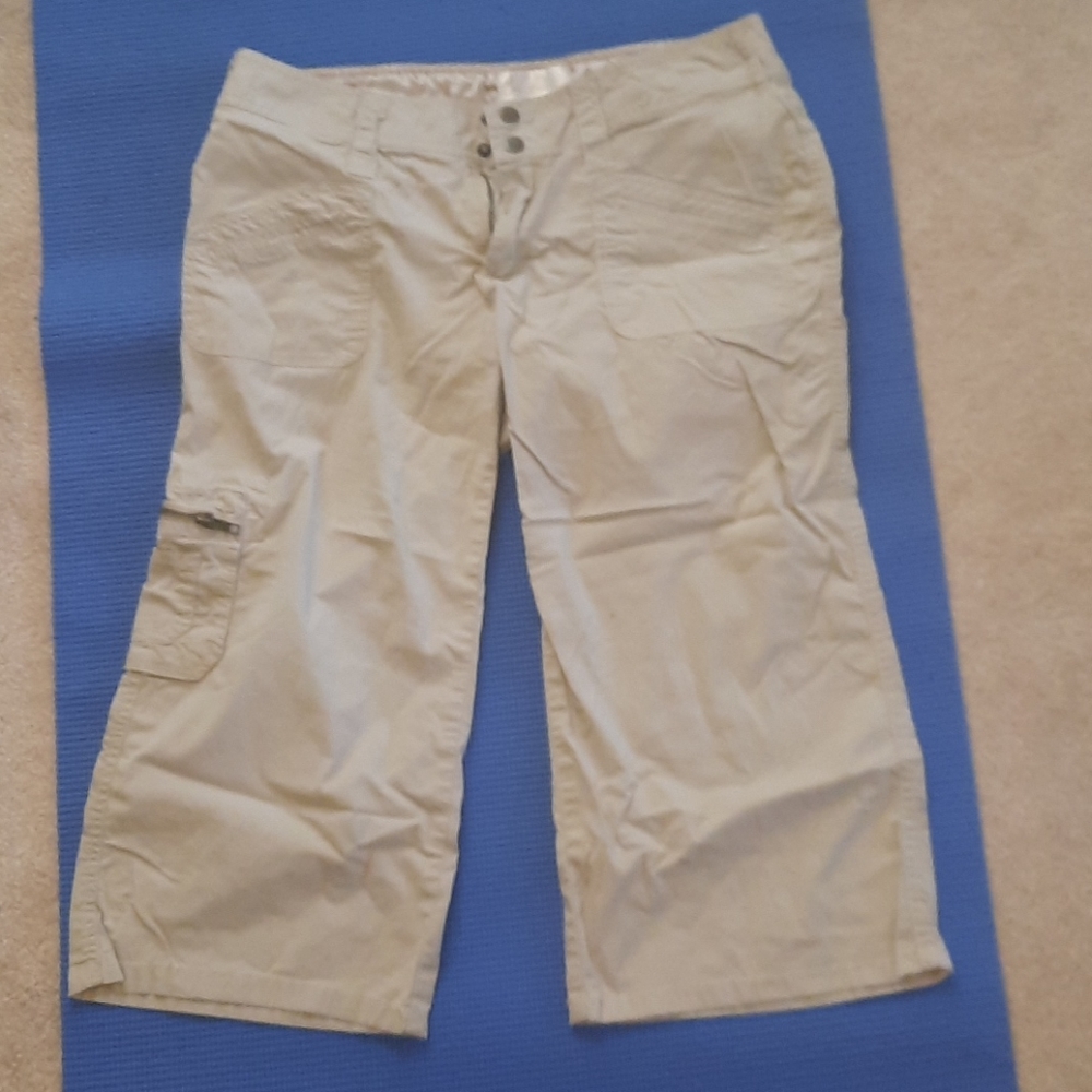 Wide leg capris